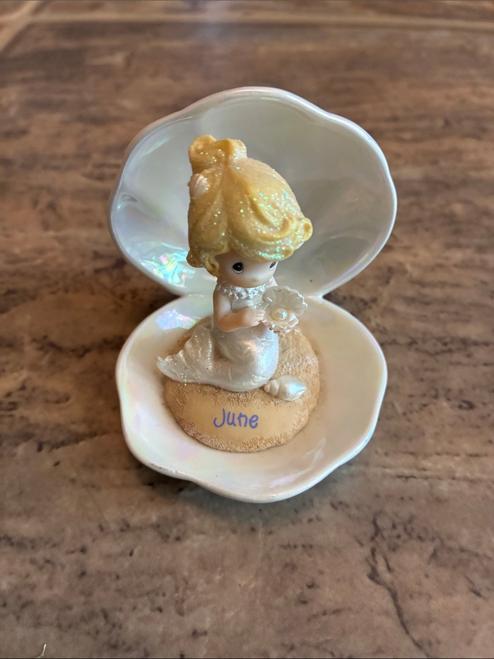 Precious Moments June Shell Figurine - Ivory and Gold Glitter
